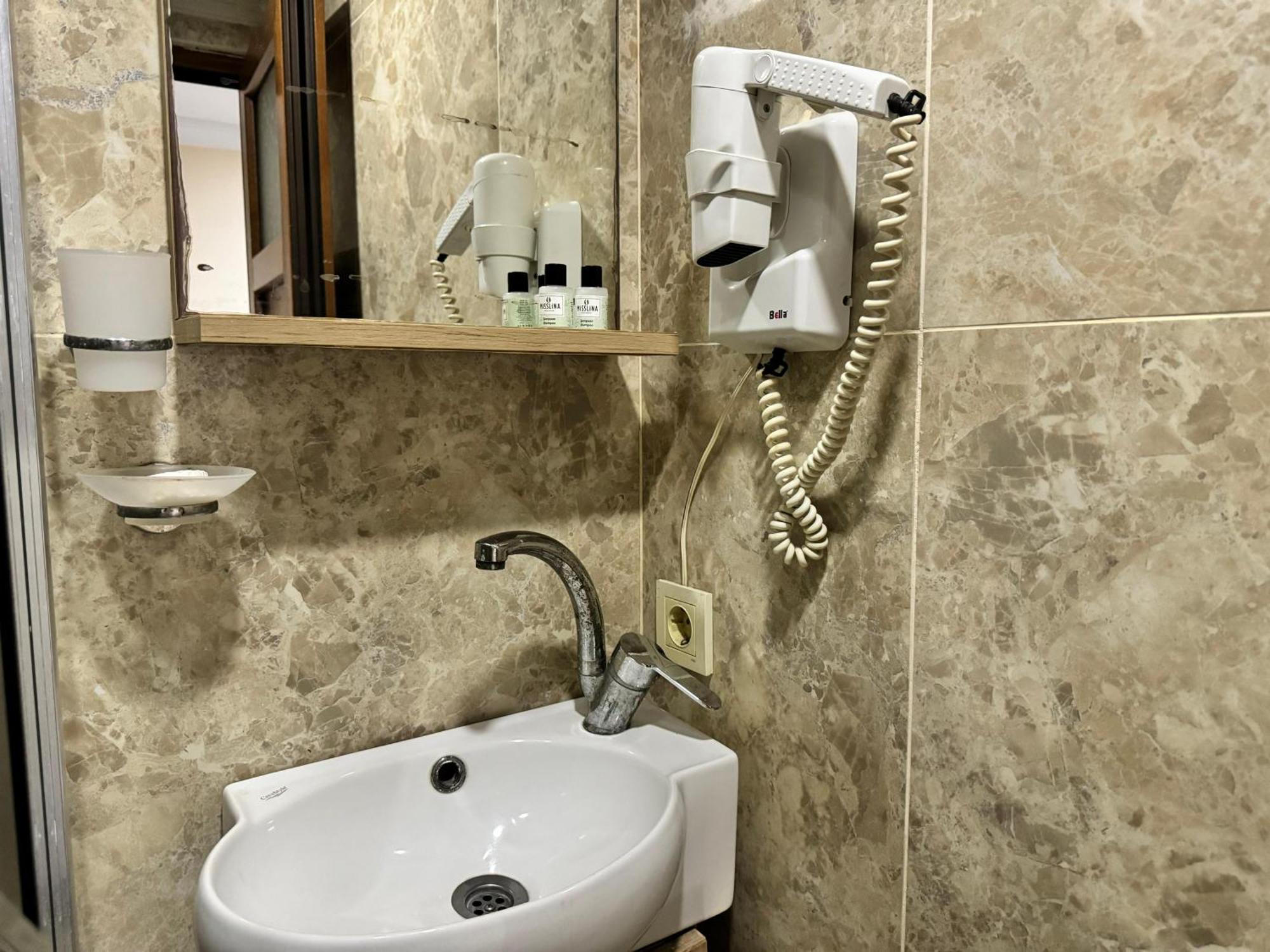 Hotel Visa Isztambul Kültér fotó
